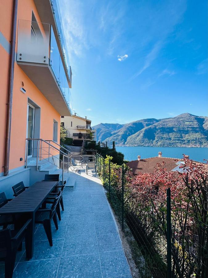 Appartamento Sosta Sul Lago Lezzeno Bagian luar foto